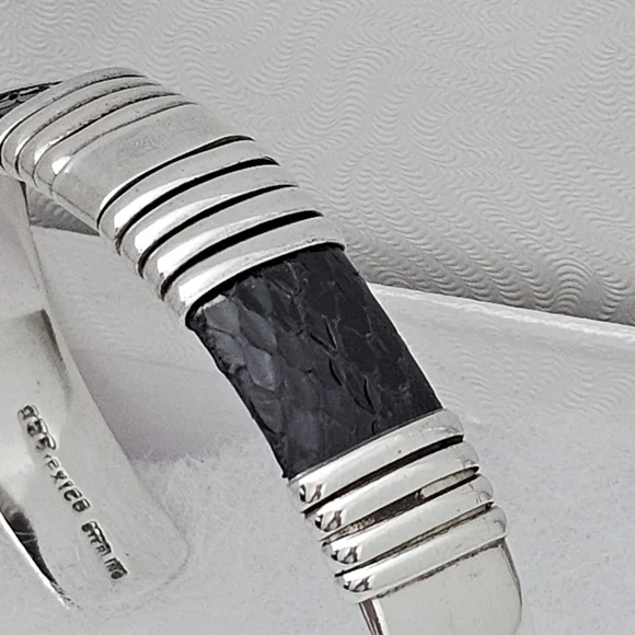 Silpada Super Rare Sterling Silver Black Snakeskin Heavy Cuff  EB430/B0430 - Picture 7 of 16